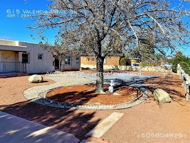 Building Photo - Great 4 bedroom home
