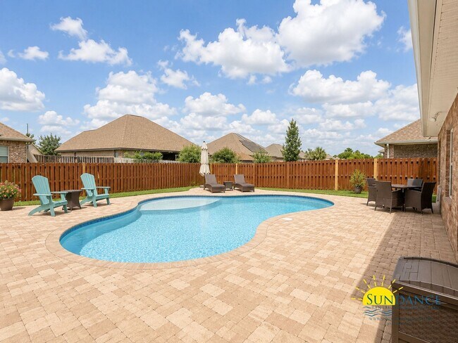Foto del edificio - Spacious 4BR Home with Private Pool in Redstone Commons Near Top Schools & Community Amenities!