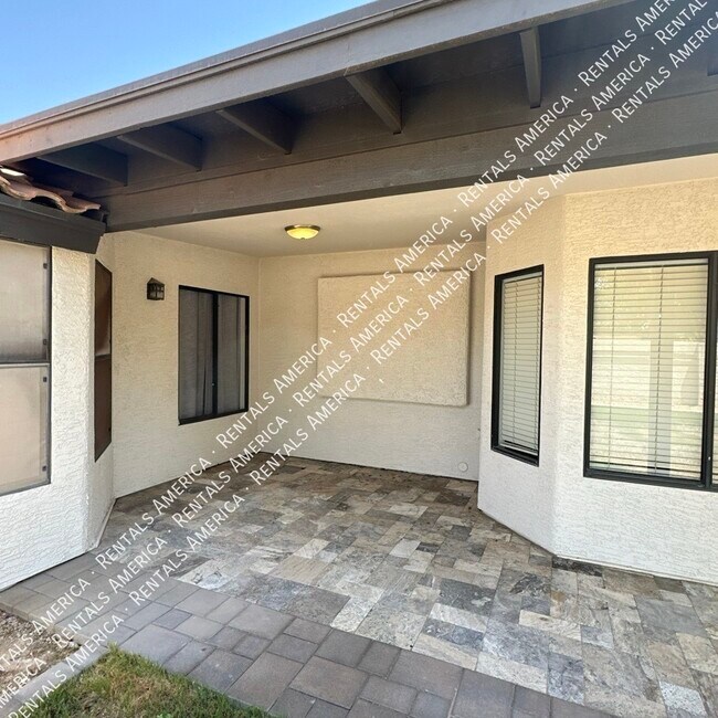 Foto del edificio - 3802 N Wintergreen Way