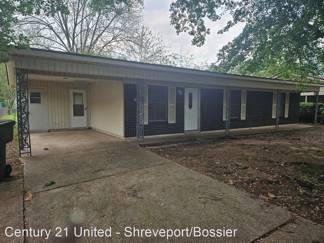 3 br, 2 bath House 1211 Bellaire Blvd. House Rental in Bossier City