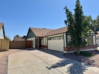 Building Photo - 1111 N 64th St