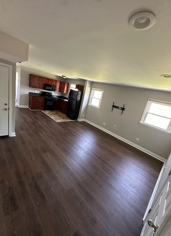 Building Photo - 509 Kedron Ave