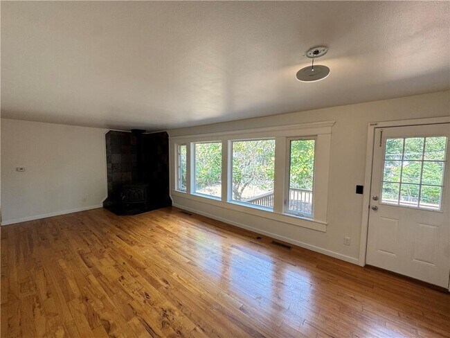 Foto del edificio - 700 E Edna St