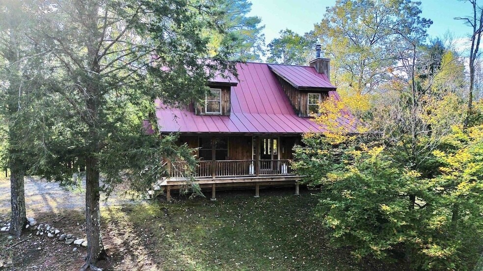 Primary Photo - 695 Winter St
