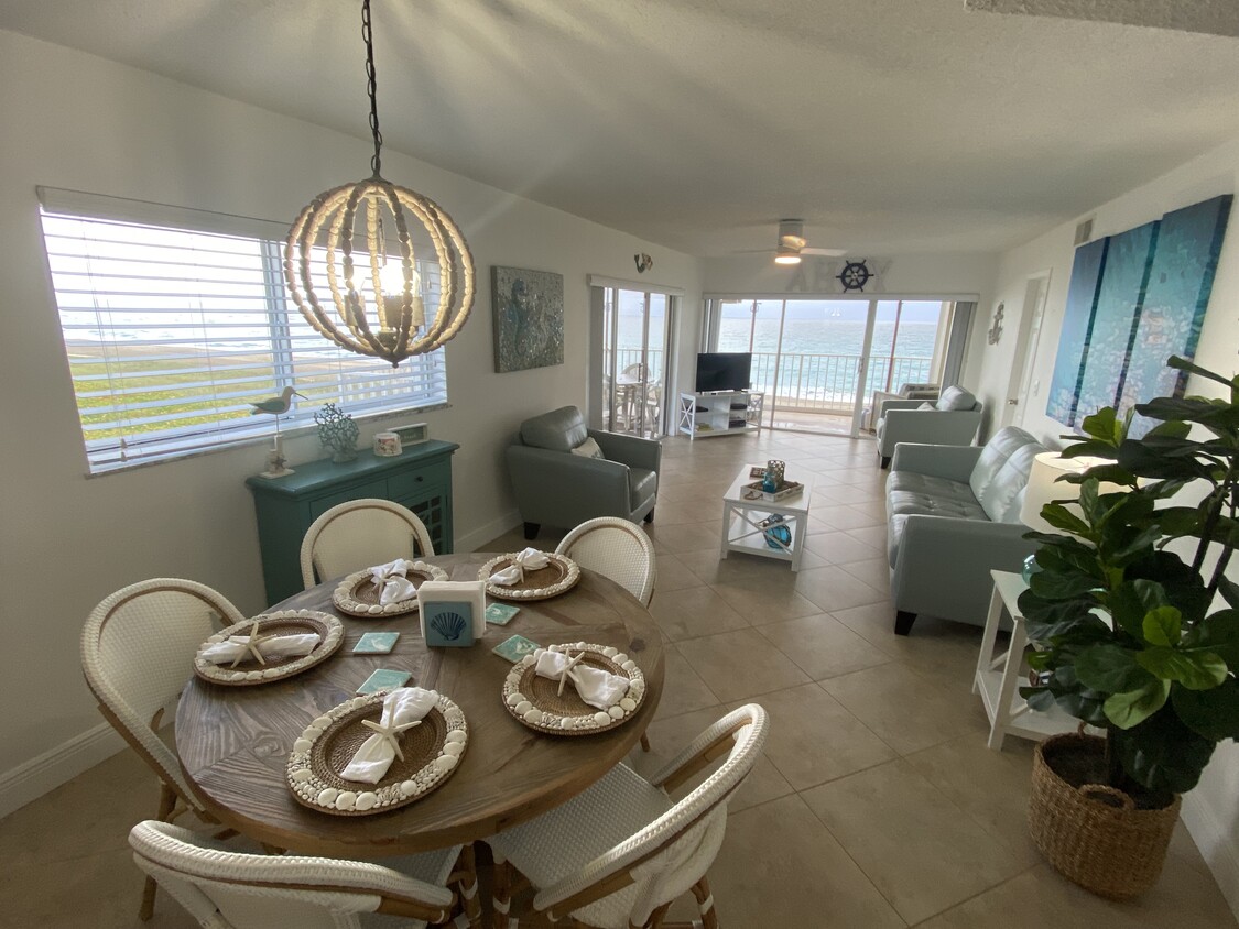 Primary Photo - 10102 S Ocean Dr