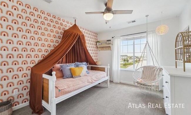 Foto del edificio - 642 Daylily St