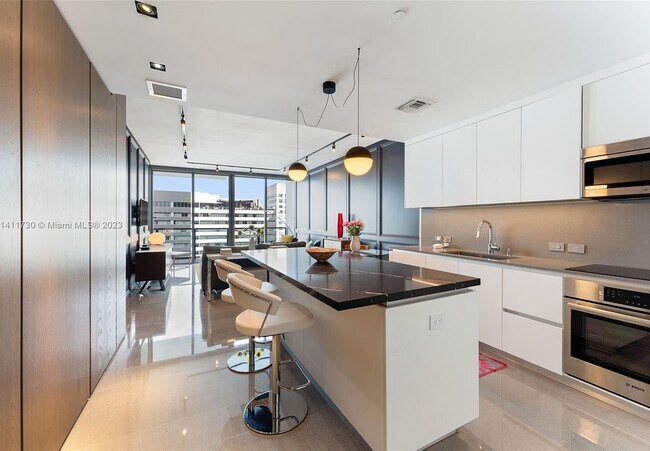 Foto del edificio - 88 SW 7th St