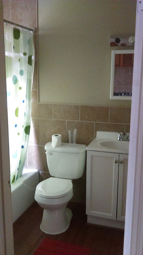 Primary Photo - 419 Aylesford Pl