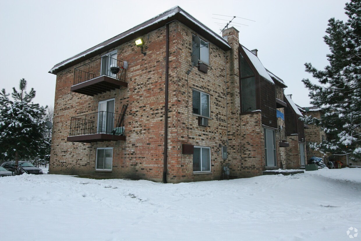 Foto del edificio - 1705 W Chariot Ct