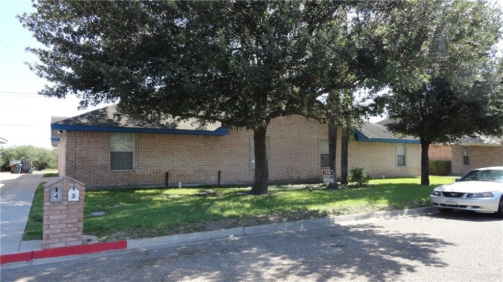 Primary Photo - 2401 Kimberly Ln