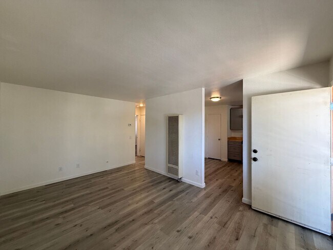 Foto del edificio - Palmdale Apartment 2 bedroom