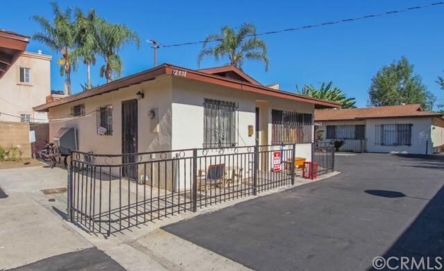 Foto del edificio - 7253 Richfield St