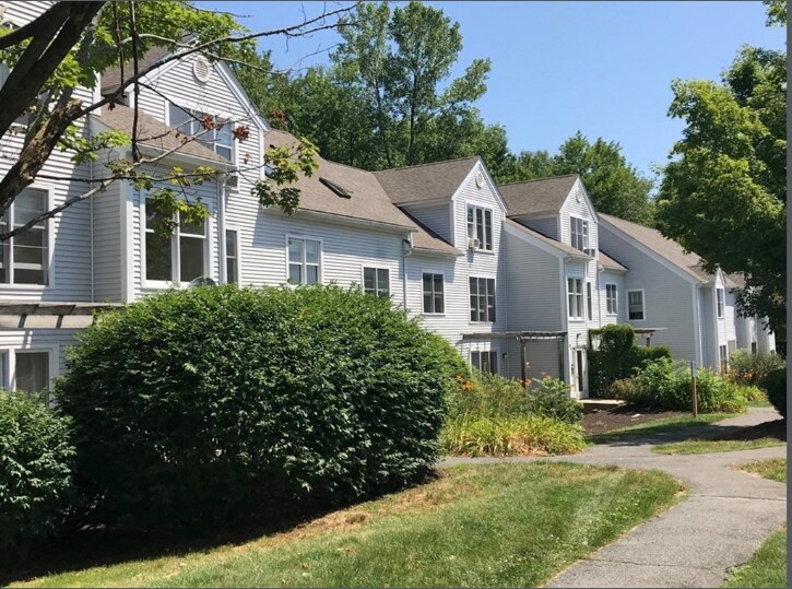 Primary Photo - 34 Salem Pl