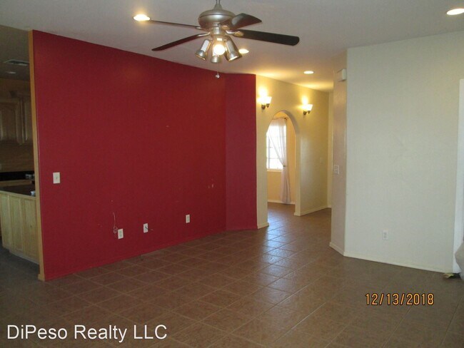 Building Photo - 3 br, 2 bath House - 1209 S Taylor Rd