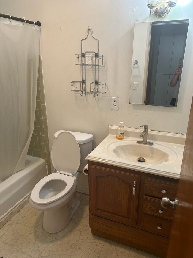 Foto del edificio - 3217 Knoll Way