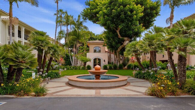 Building Photo - Total Quality Living! El Escorial Villas at East Beach~