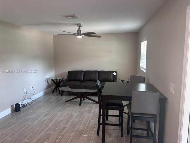 Foto del edificio - 2102 South St