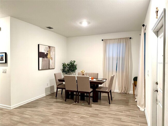 Foto del edificio - 1796 Tohoqua Blvd