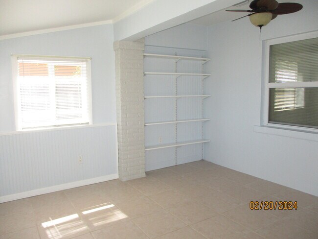 Building Photo - 4803 S Indian River Dr