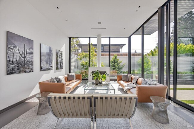 Foto del edificio - 212 Tucker St