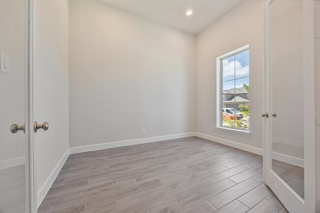 Foto del edificio - 26310 Meadow Bliss Wy