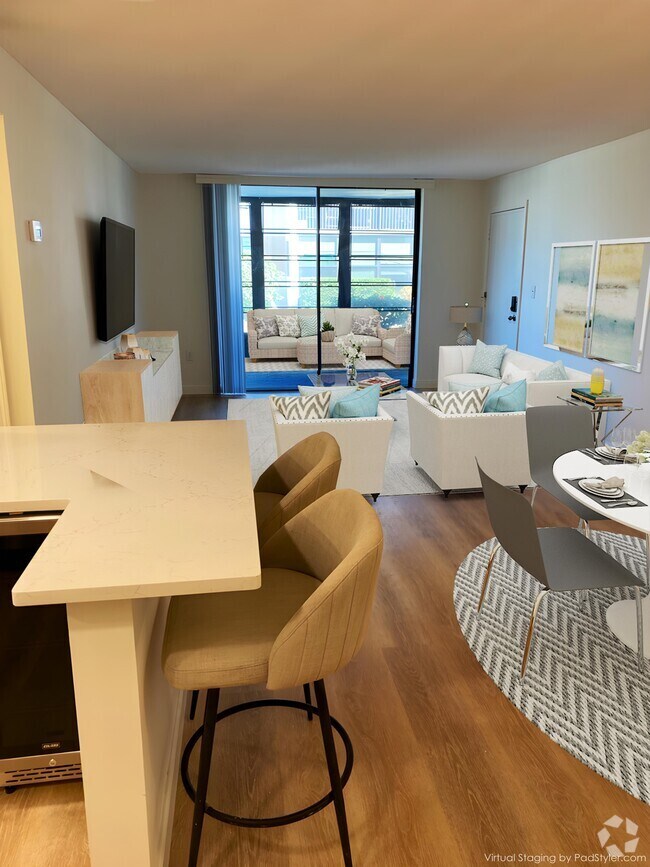 Building Photo - 2700 Florida A 1 A
