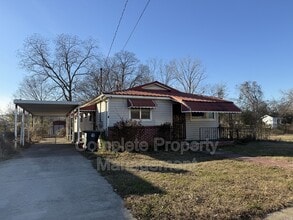 Building Photo - 3348 34th St N