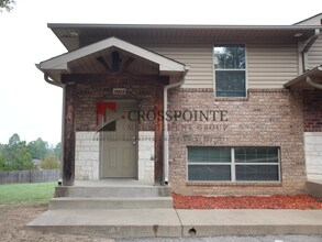 Building Photo - 18055 Loring Ln