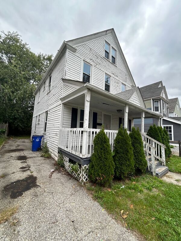 Foto del edificio - 8708 Willard Ave