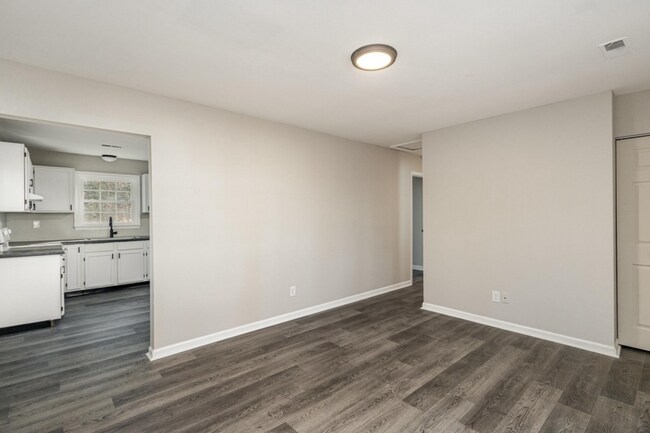 Foto del edificio - 11134 Pine Hill Rd