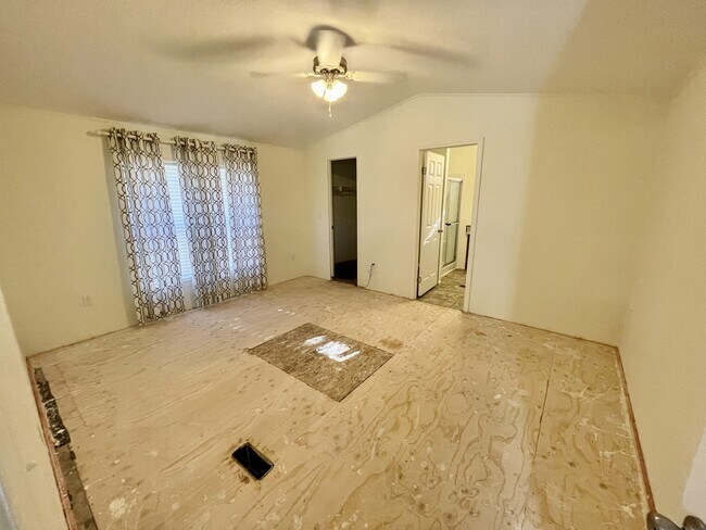 Foto del edificio - 129 Bonanza Dr