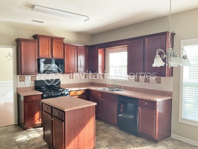 Building Photo - 4151 Preserve Trl