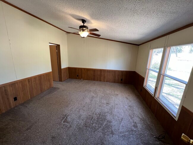 Foto del edificio - 192 Shadow Oaks Dr