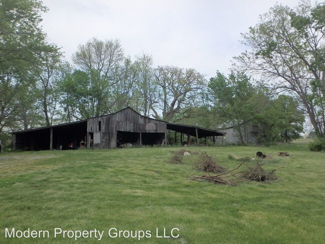 Foto del edificio - 4 br, 2 bath House - 5008 Paris Rd