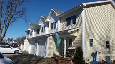 Building Photo - 4 Gaines Ct