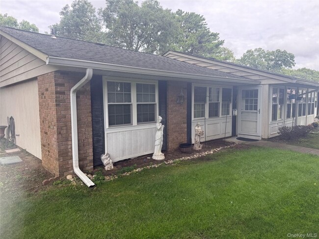 Building Photo - 333 Woodbridge Dr