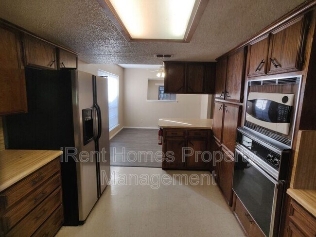 Foto del edificio - 3809 Wild Rye Trail