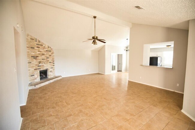 Building Photo - 7011 Zapata Dr