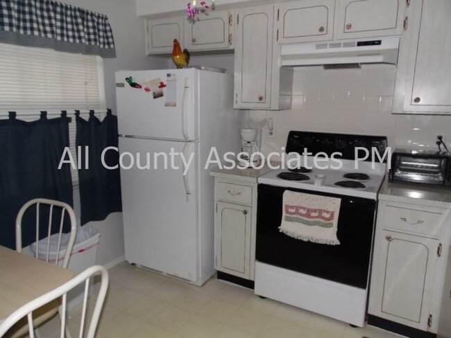 Building Photo - 4218 Richmere Dr