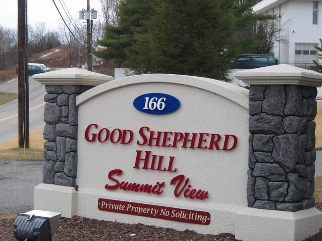 Building Photo - 166 Old Brookfield Rd