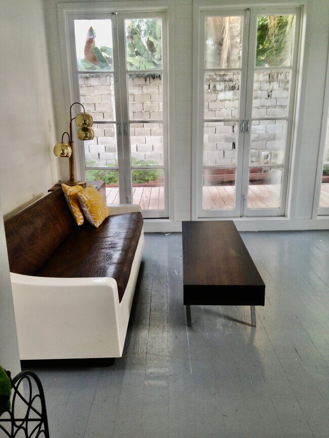 Foto del edificio - 3112 Laurel St