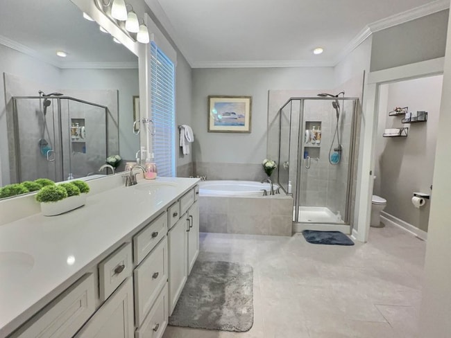 Building Photo - 66 Flanders Ln