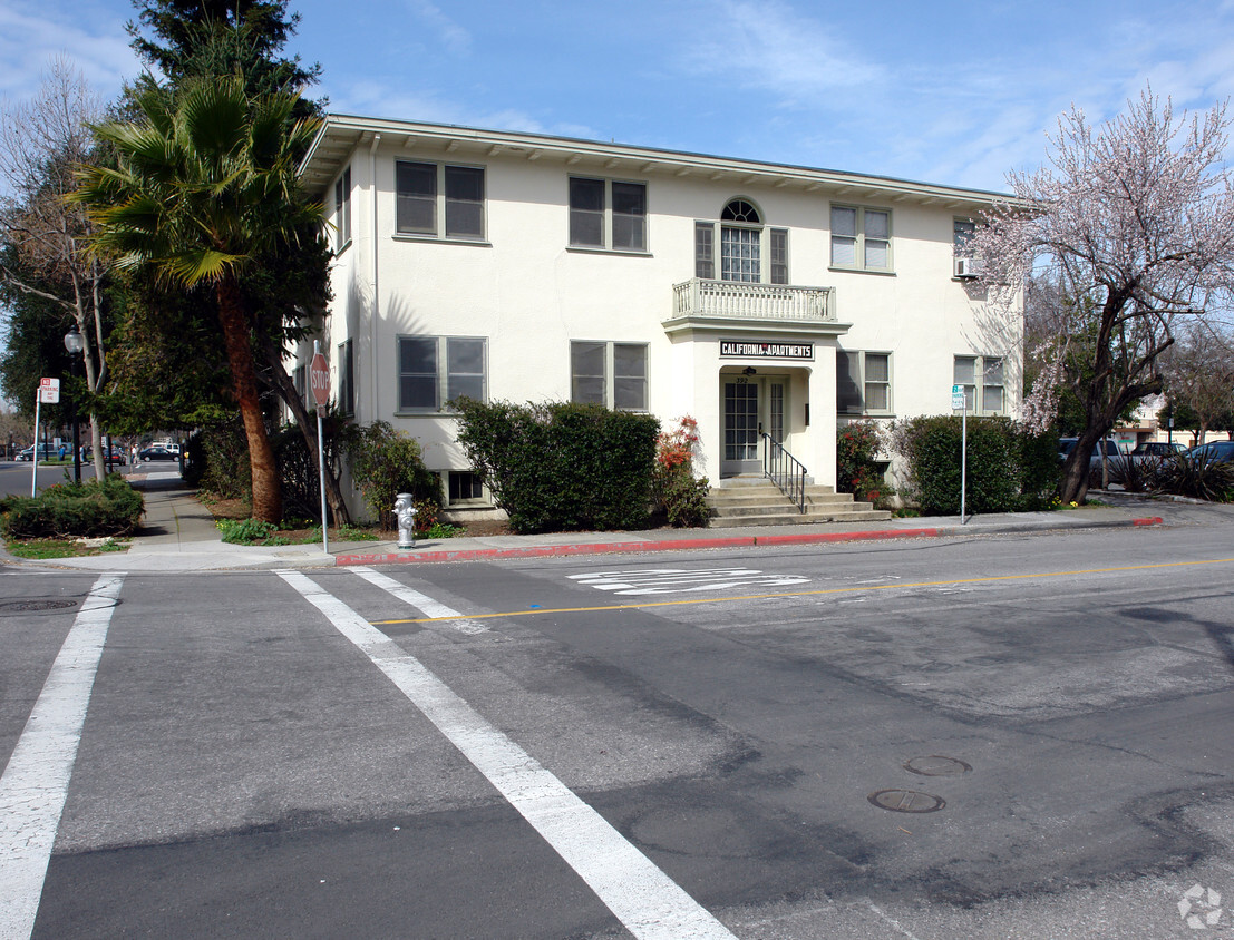 Primary Photo - California Apartments