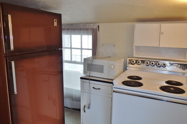 Foto del edificio - 412 W Foster Ave