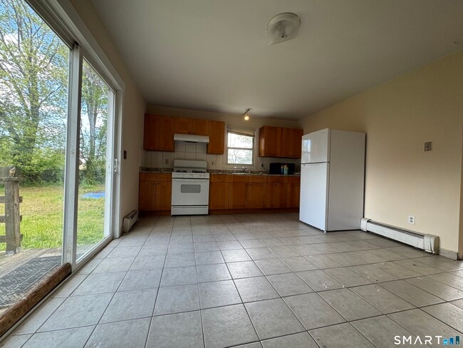 Building Photo - 301 McGrath Ct