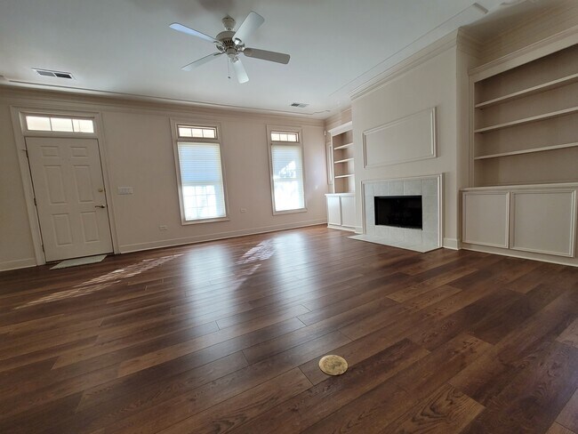 Building Photo - 5096 Boone Links Ln