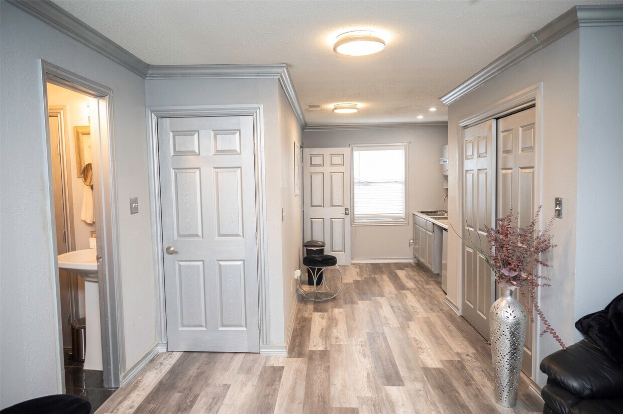 Foto del edificio - 1015-1011 11th St