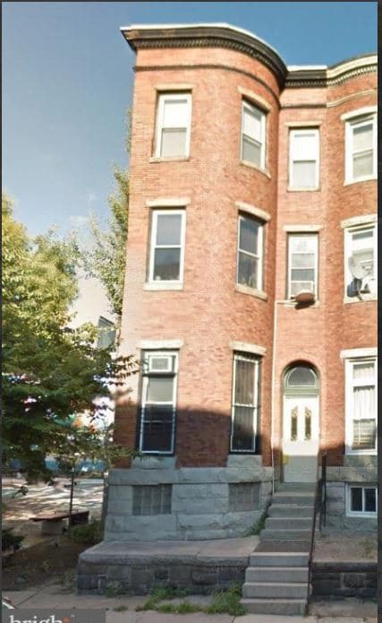 Building Photo - 1729 St Paul St