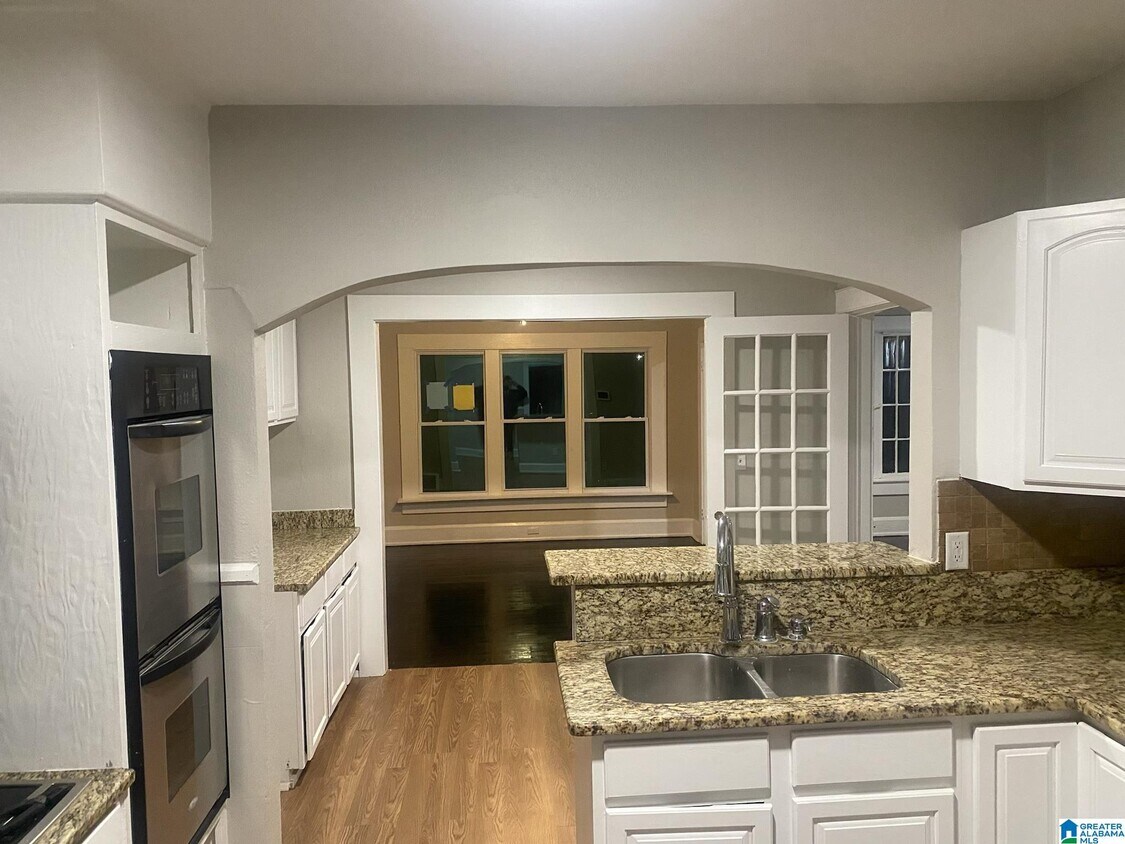 Foto principal - 676 Noland Pl