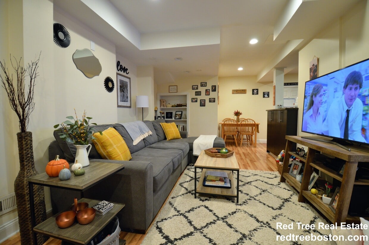 Photo - 191 Winthrop Rd. Unit 7